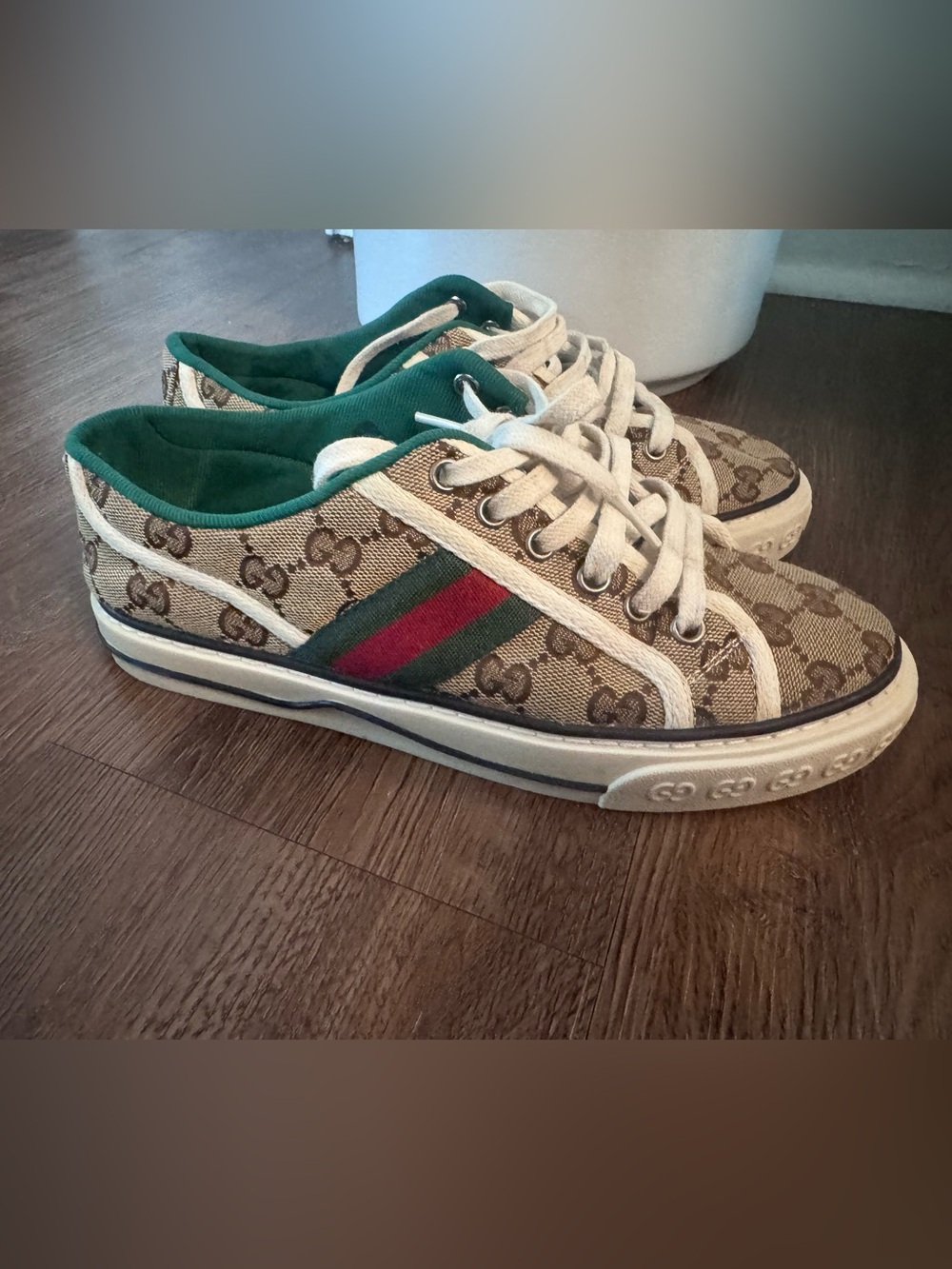 Authentic Gucci Tennis 1977 Sneakers Sz 39